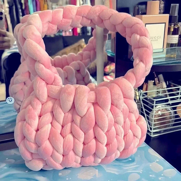 Handmade Unique Pink Super Soft Purse - Picture 6 of 6